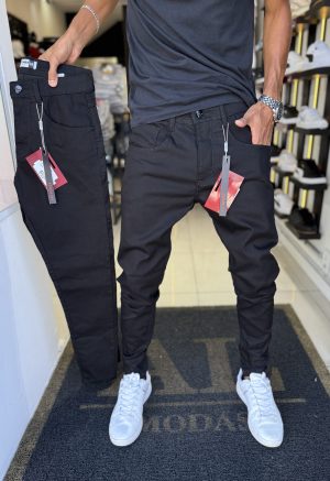 Calça Jay e Jones Preta
