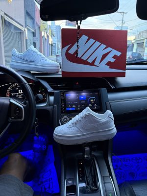 Tênis Nike Court Vision alta